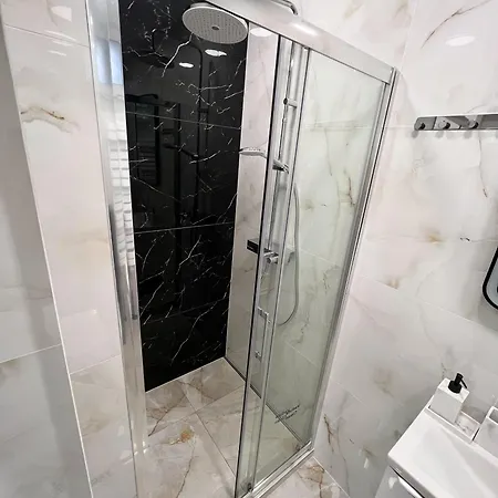 Stary Mokotow ורשה